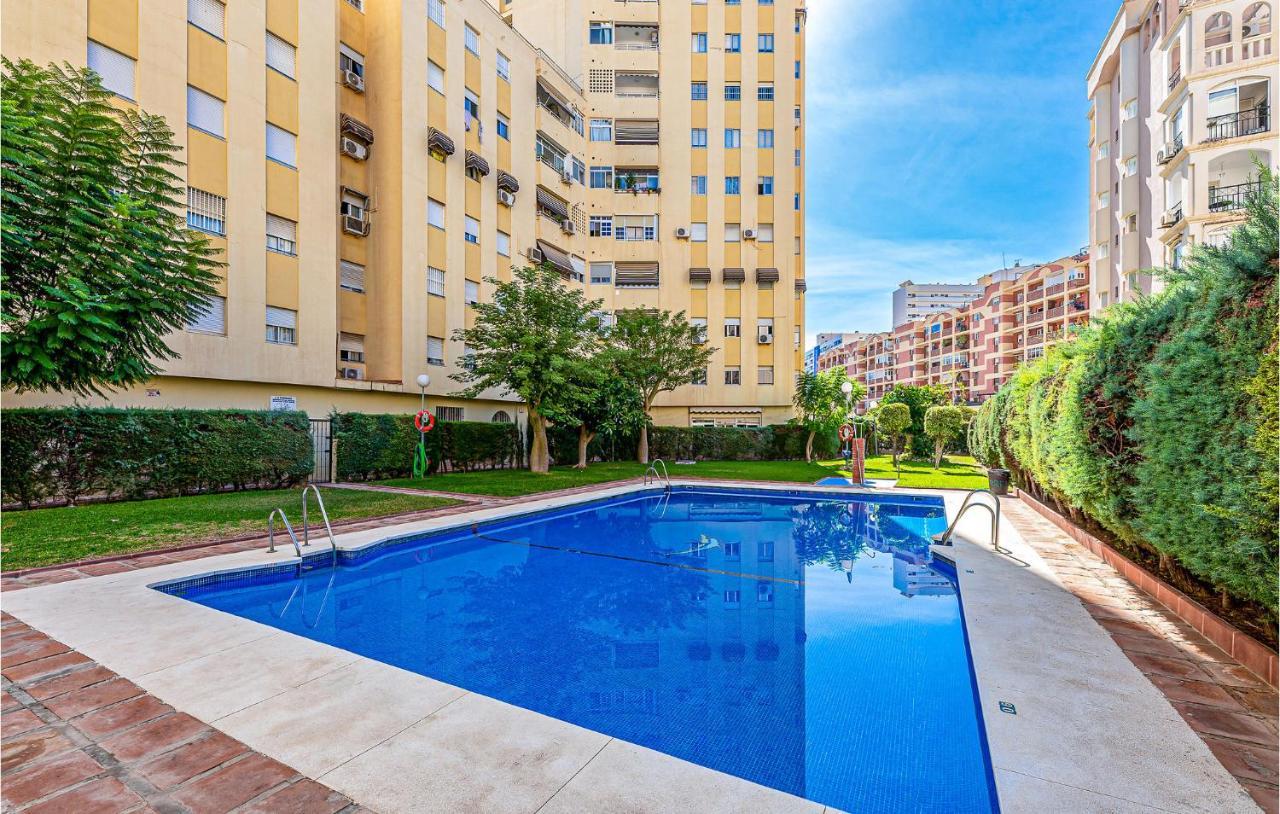 4 Bedroom Nice Apartment In Torremolinos Exterior foto